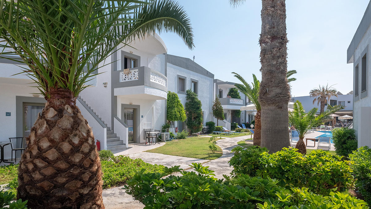 Maya Beach Hotel - NR