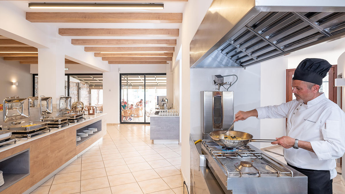 Maya Beach Hotel - NR