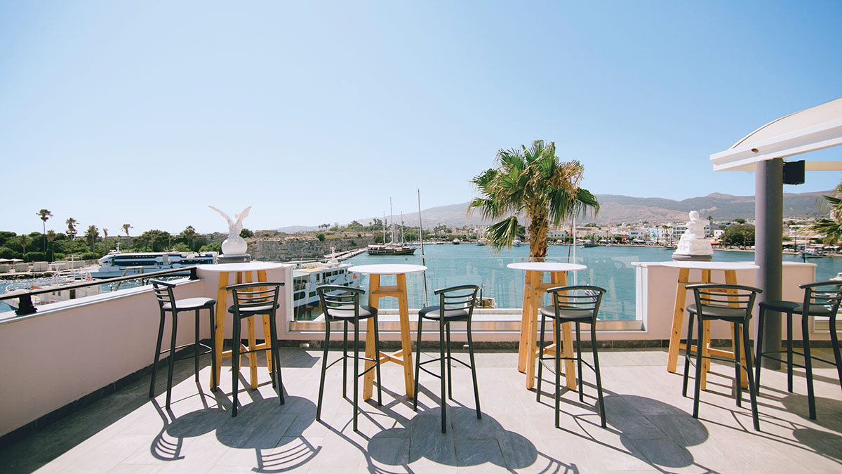 Kosta Palace Hotel - NR