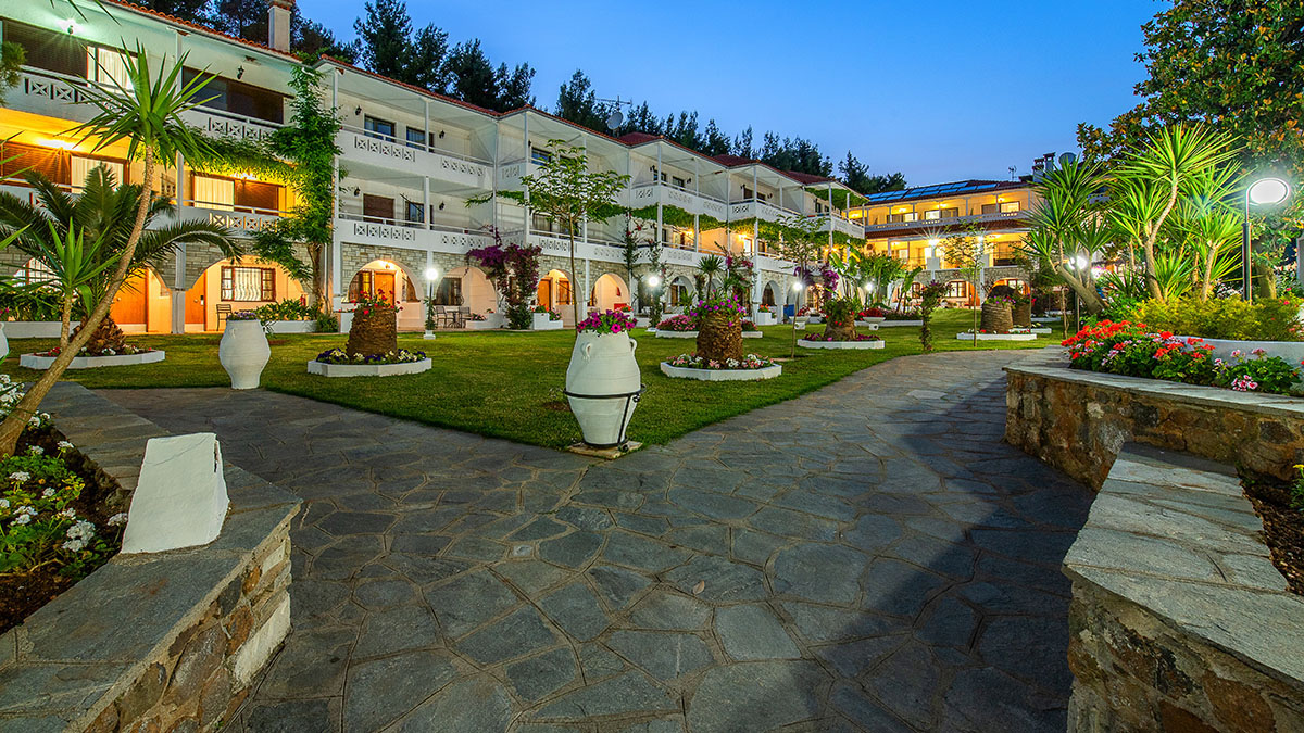 Porfi Beach Hotel
