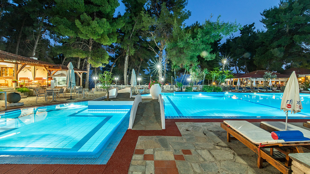 Porfi Beach Hotel