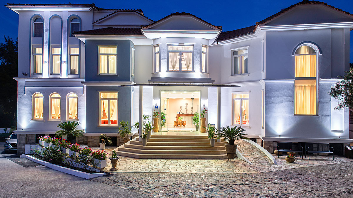 Porfi Beach Hotel