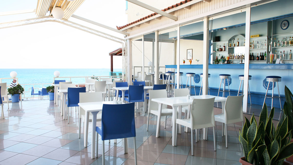 Evelyn Beach Hotel - NR