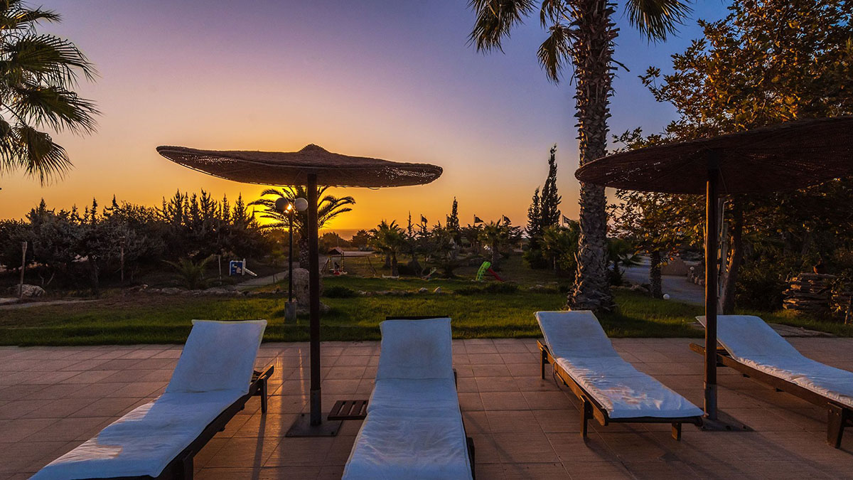 The Small Village Hotel - NR