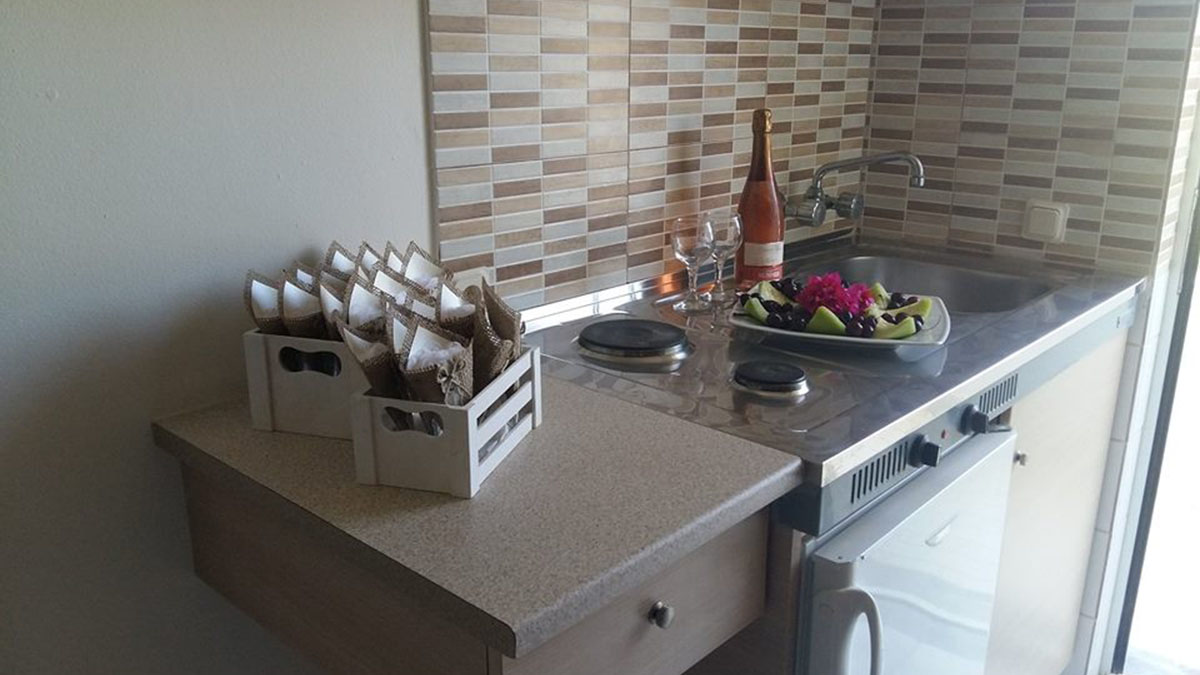 George Beach Studios - NR