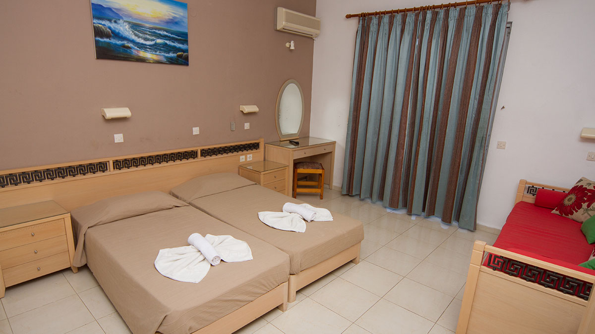 White Palace Studios - NR