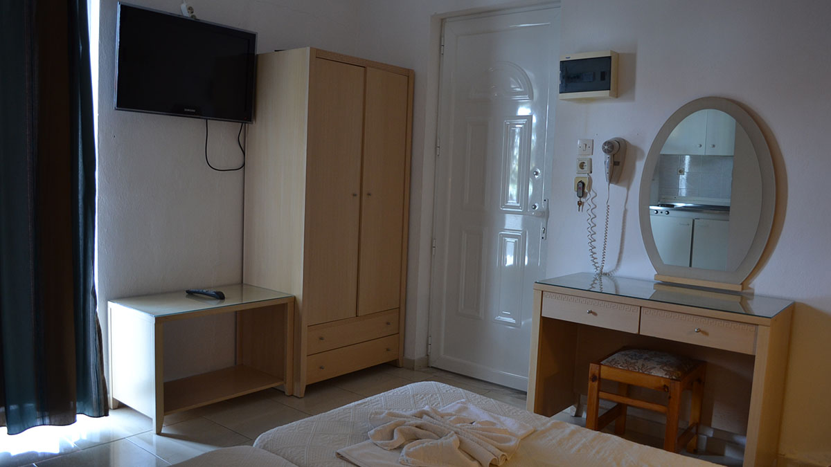 White Palace Studios - NR