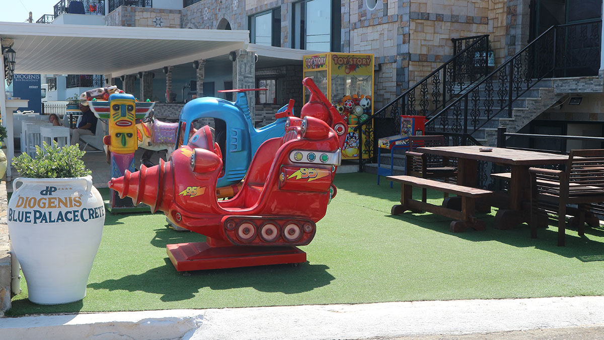 Diogenis Blue Palace