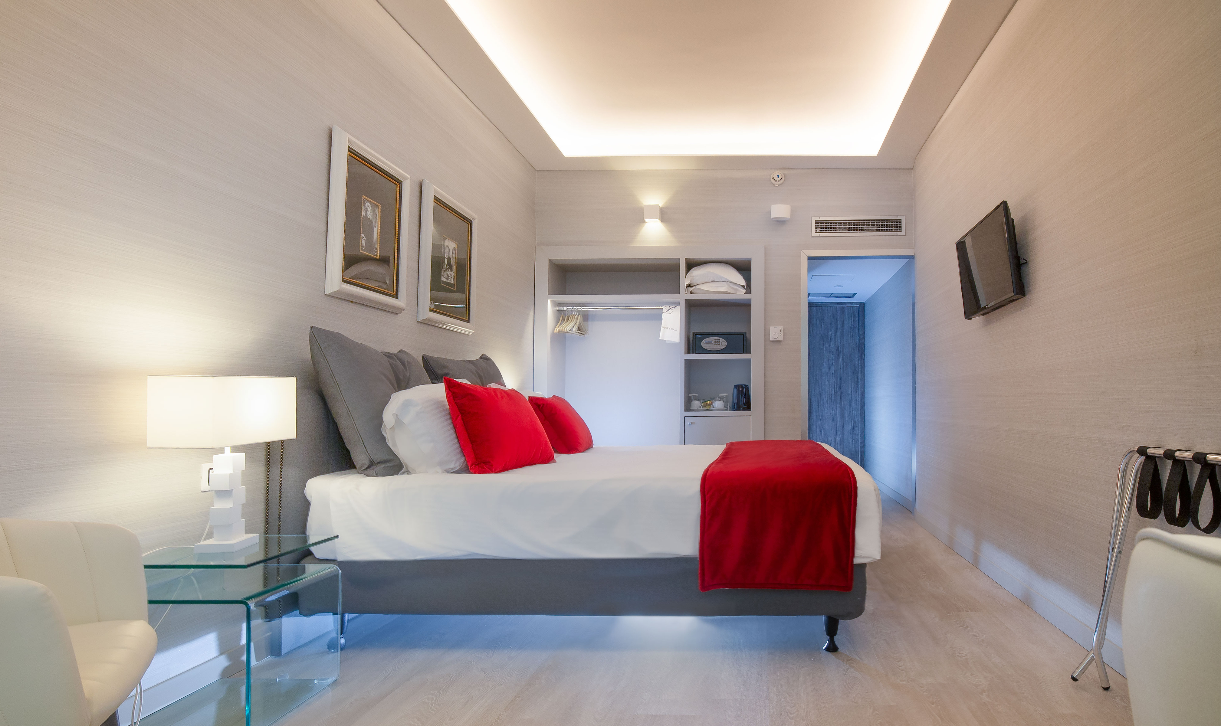 St George Lycabettus Lifestyle Hotel