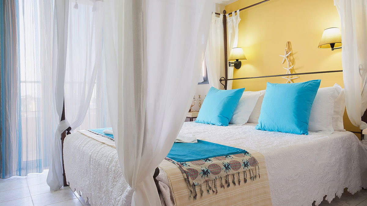 Golden Bay Apartments - NR