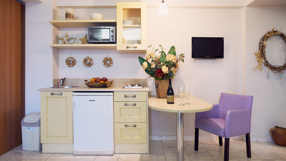 Golden Bay Apartments - NR