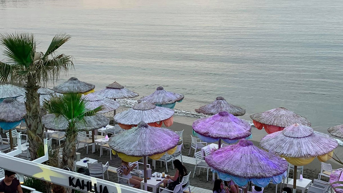 Kahlua Beach Hotel - NR