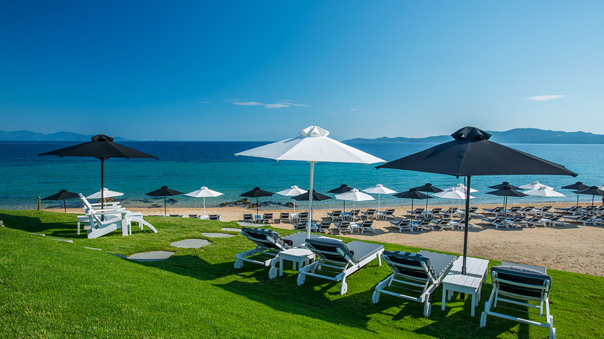 Avaton Luxury Beach Resort - Relais & Chateaux 