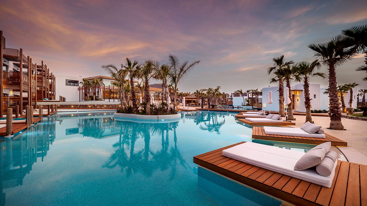 Stella Island Luxury Suites and Spa