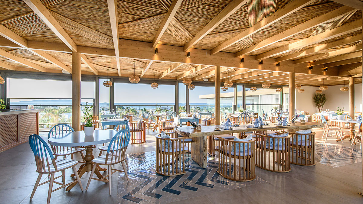 Stella Island Luxury Suites and Spa