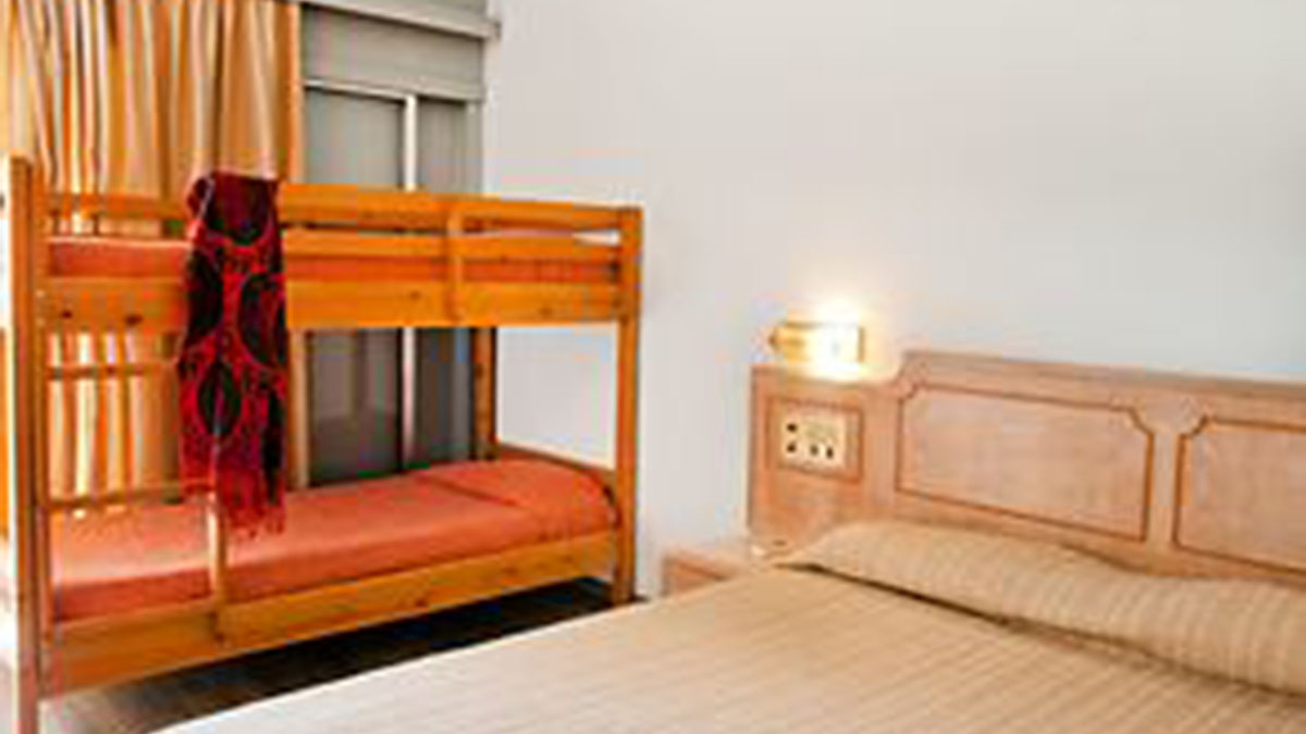 Golden Coast Hotel & Bungalows 