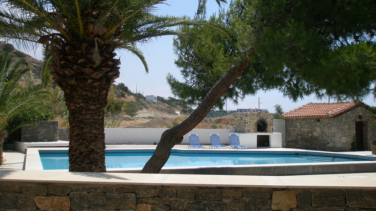 Avra Palm - NR