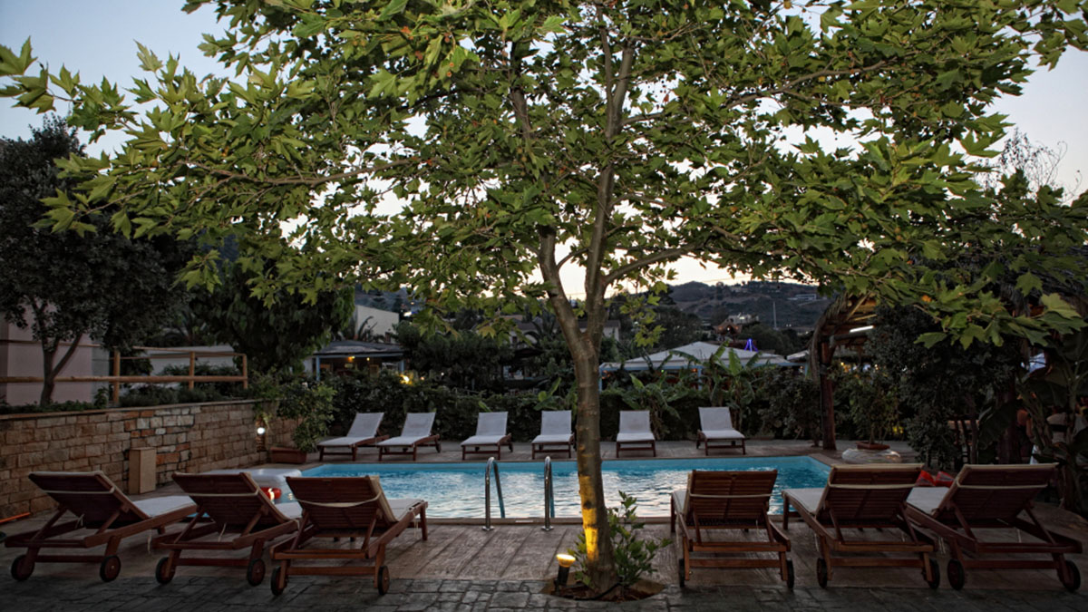 Niriides Beach Hotel - NR