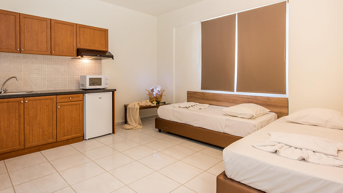 Niriedes-Dionyssos Village - NR