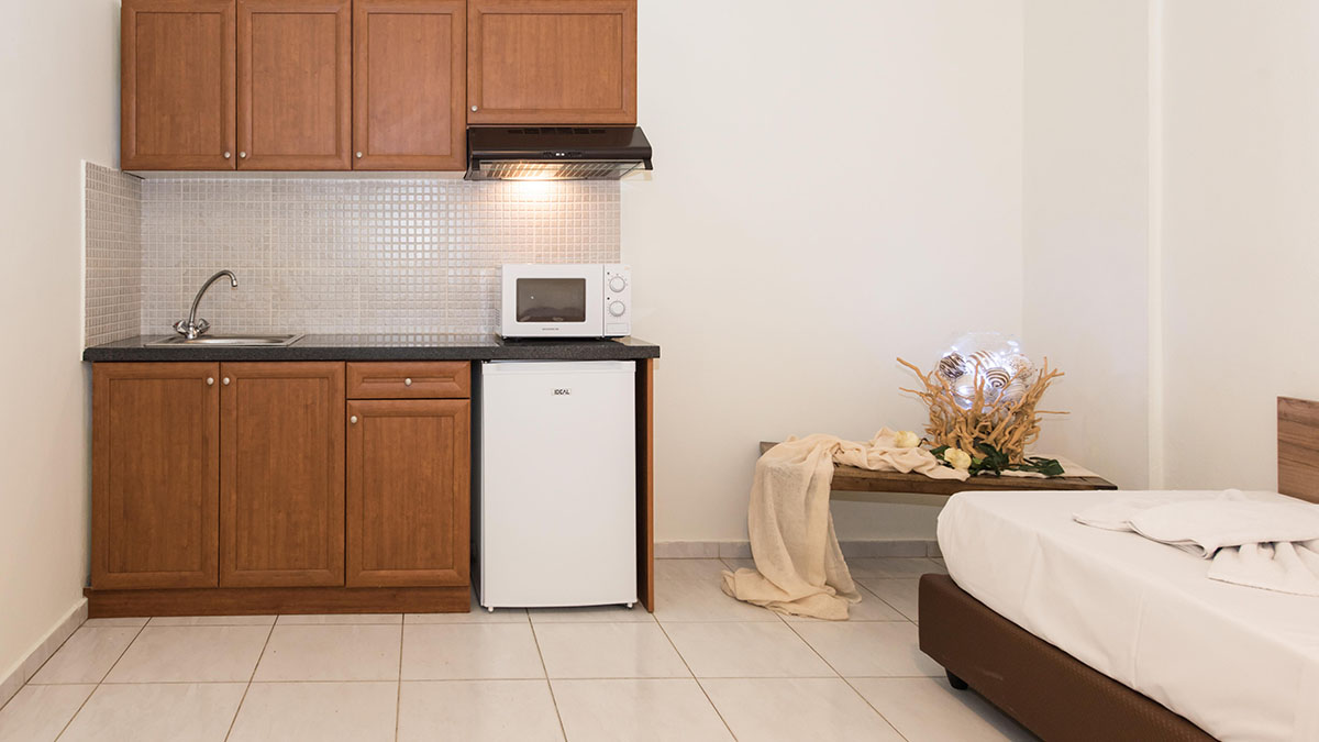 Niriedes-Dionyssos Village - NR