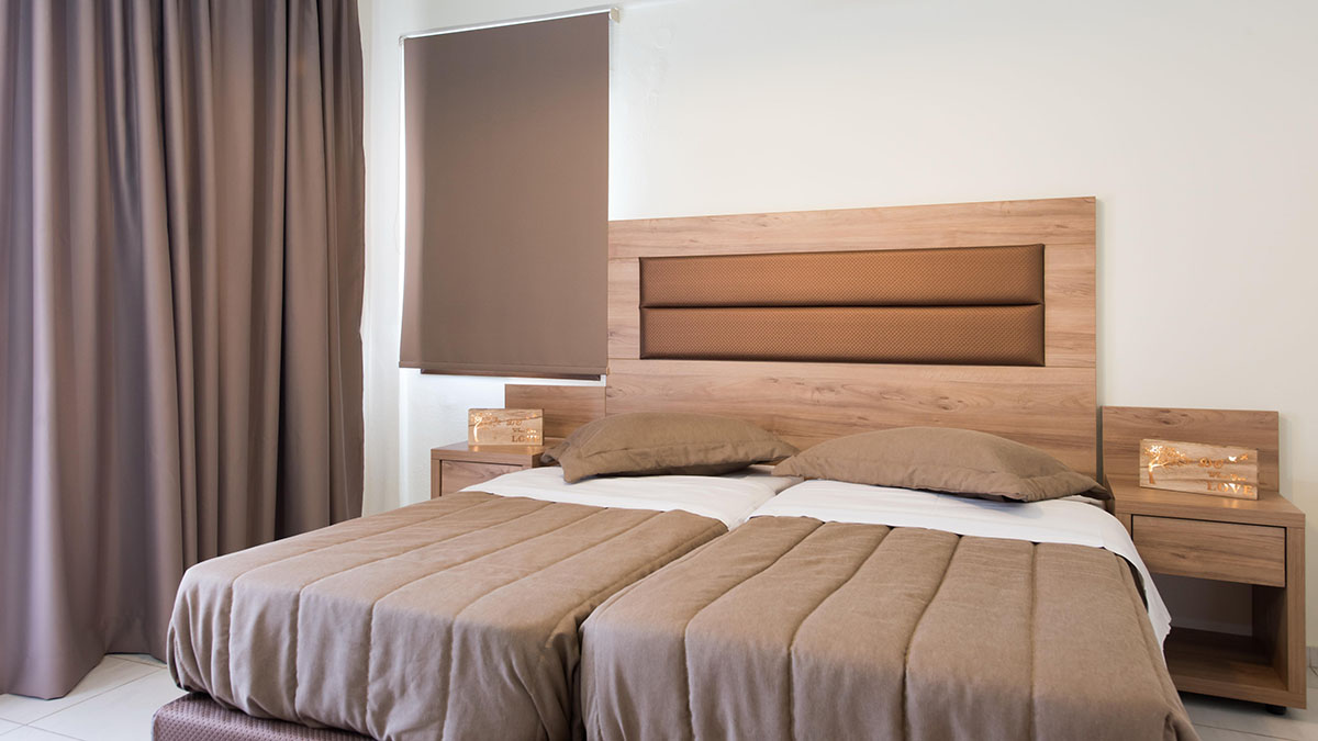 Niriedes-Dionyssos Village - NR