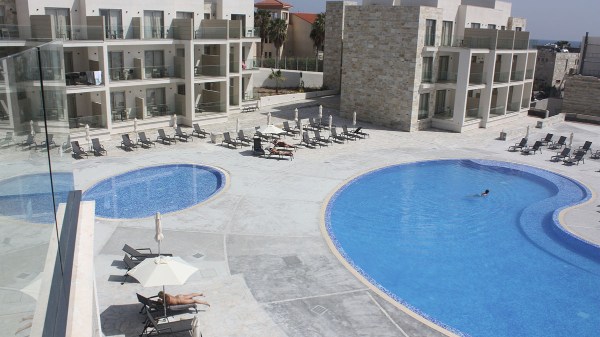 Amphora Hotel & Suites