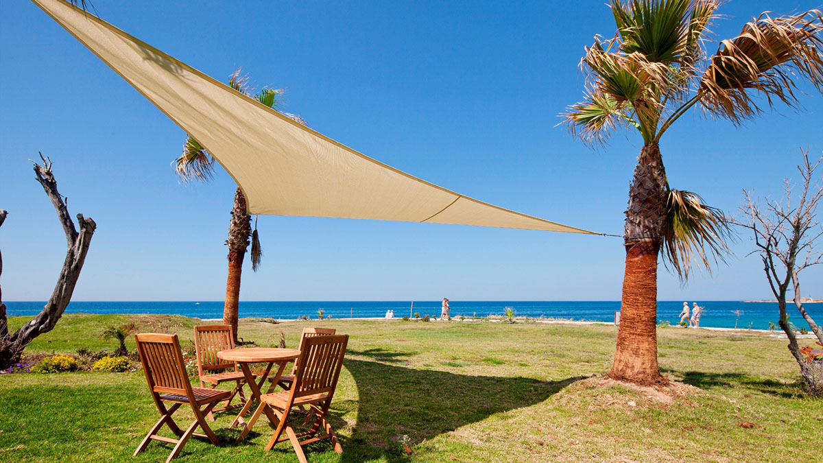 Amphora Hotel & Suites