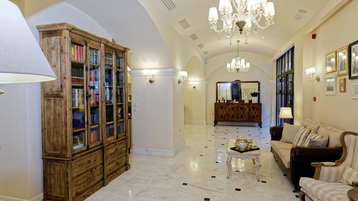 Ionia Suites Hotel - NR