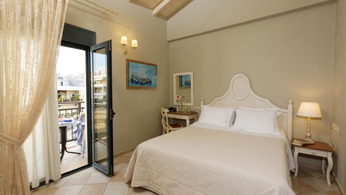 Ionia Suites Hotel - NR