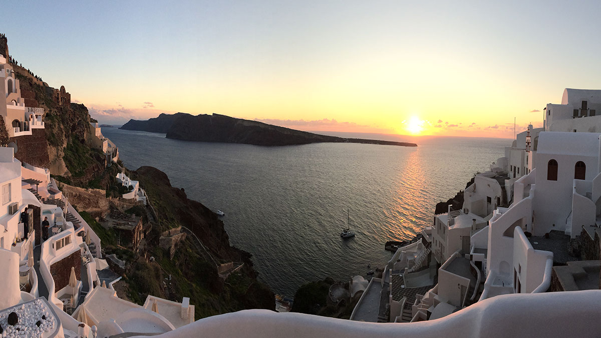 Canvas Suites - NR , Santorini