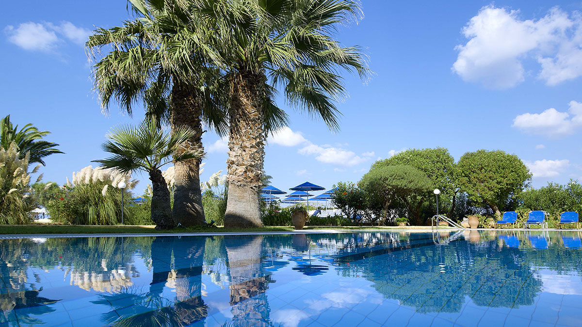 Malia Bay Beach hotel & Bungalow