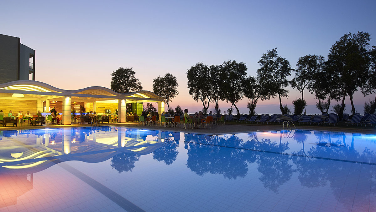 Malia Bay Beach hotel & Bungalow