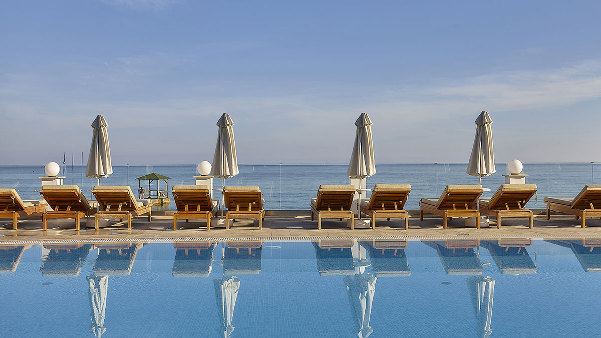 Alexander Beach Hotel & Village