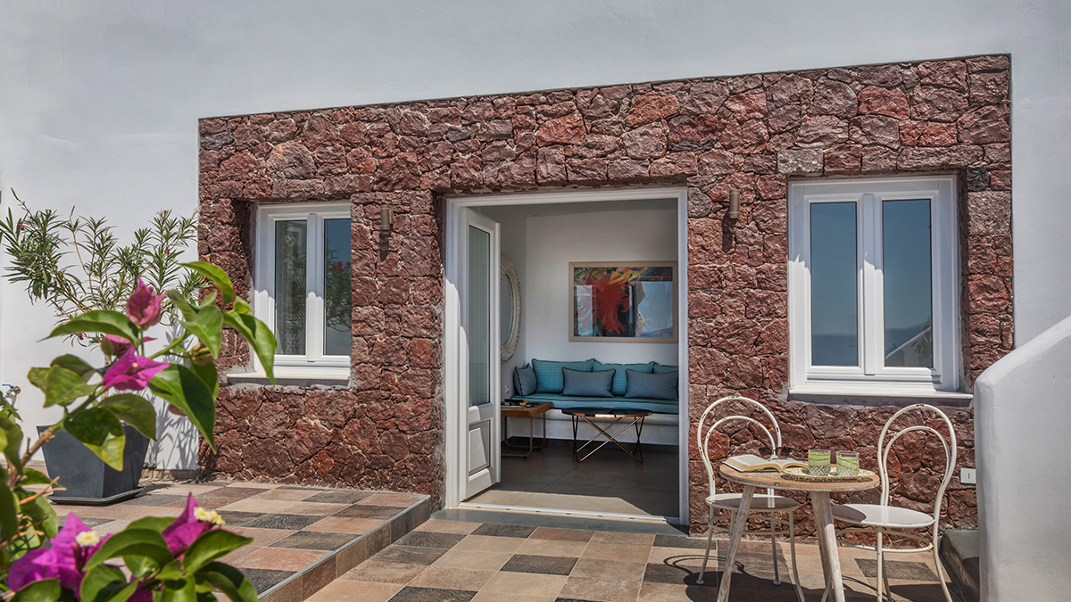 Secret Legend Suites - NR