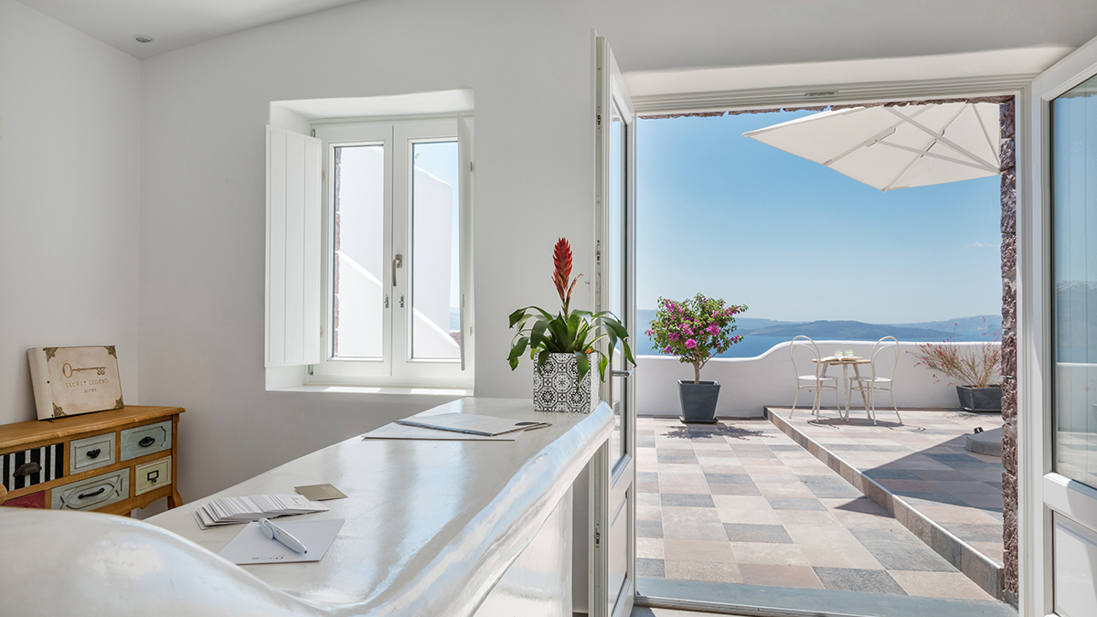 Secret Legend Suites - NR