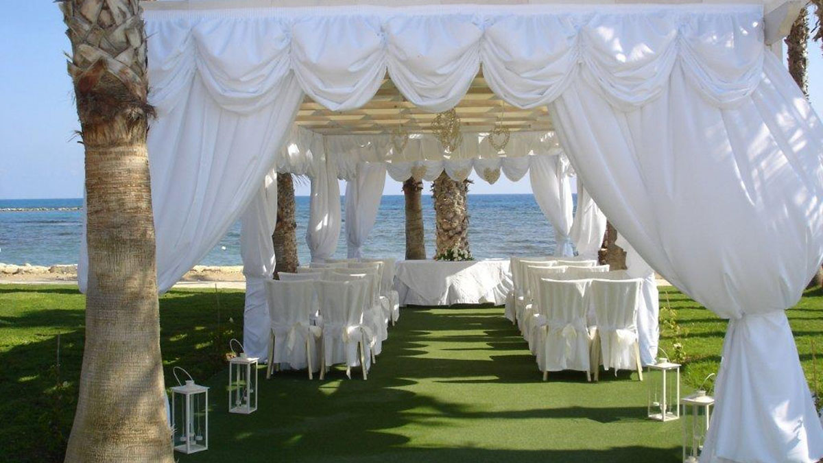 Louis Phaethon Beach - NR