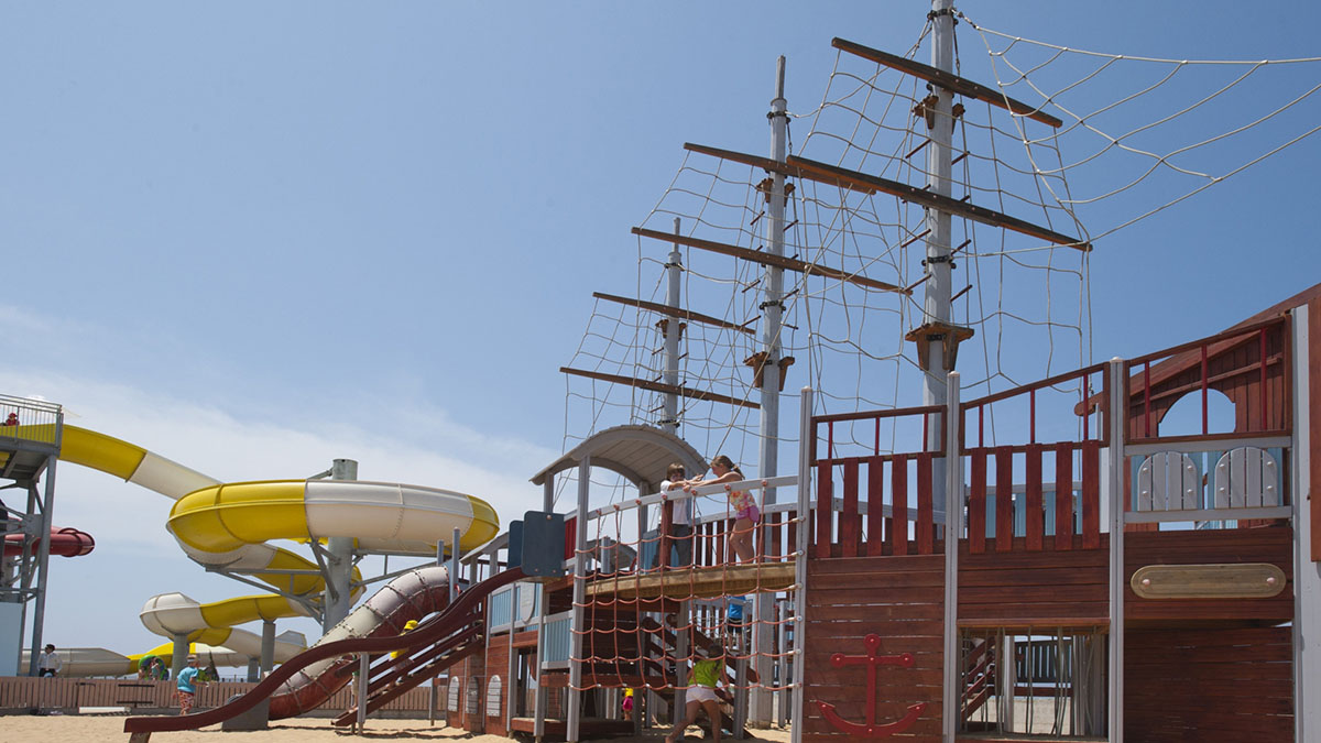 Louis Phaethon Beach - NR