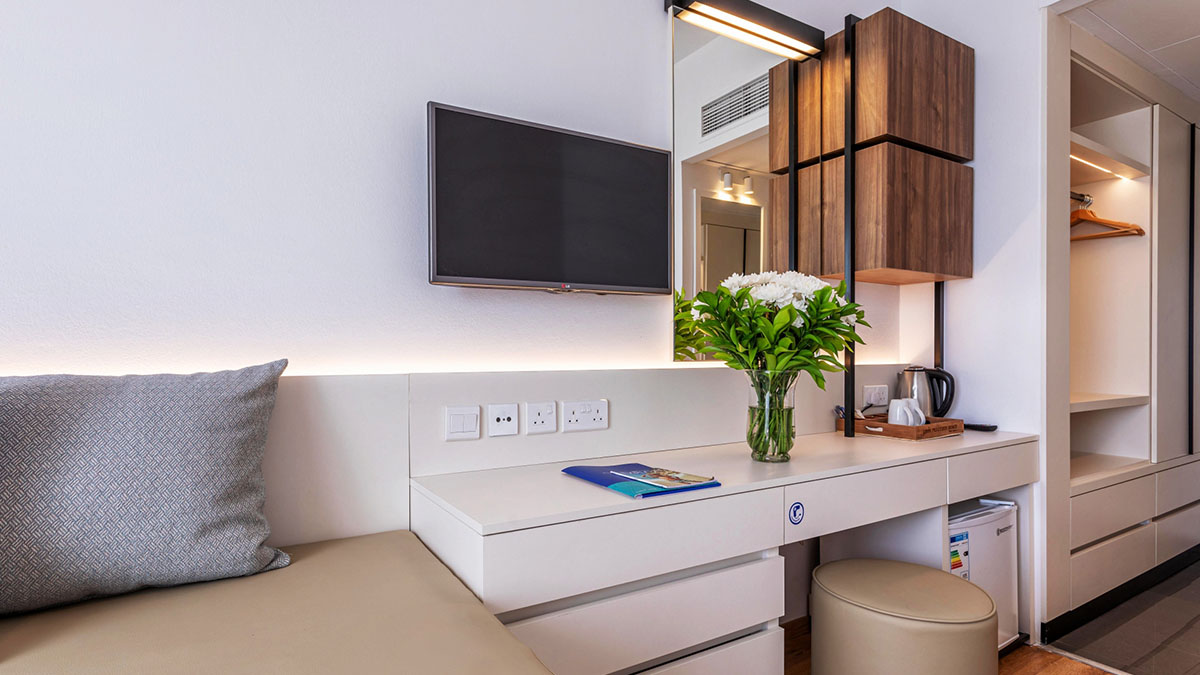 Louis Phaethon Beach - NR