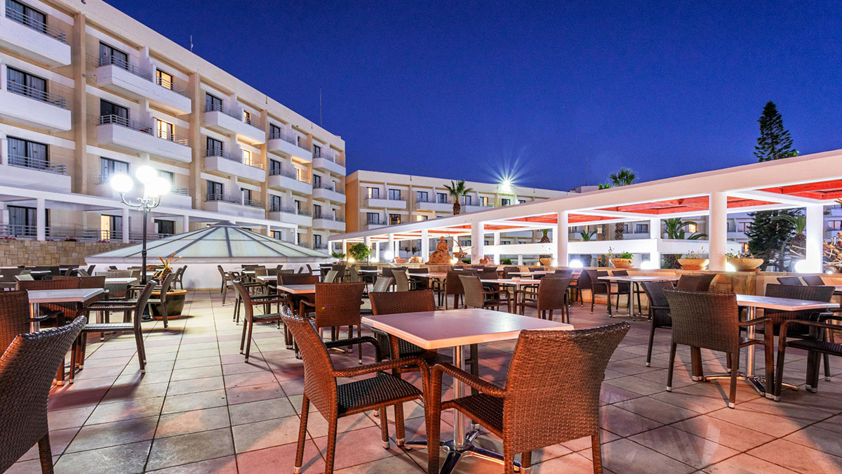 Louis Phaethon Beach - NR