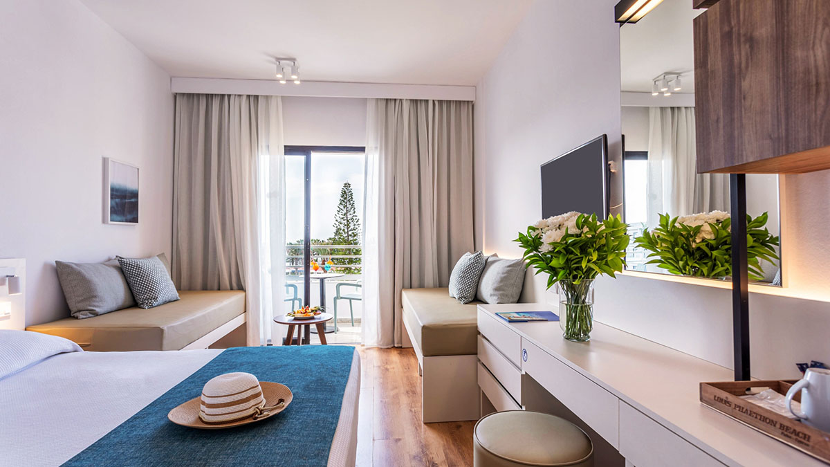 Louis Phaethon Beach - NR