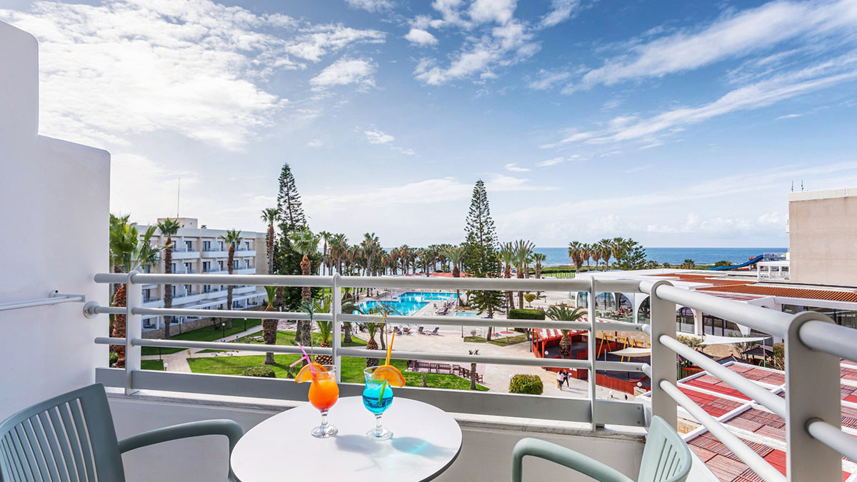 Louis Phaethon Beach - NR