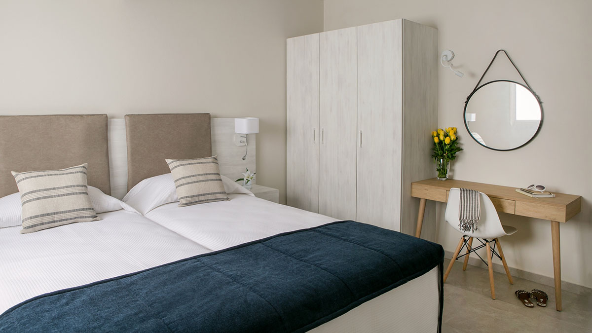 Louis Paphos Breeze - NR 