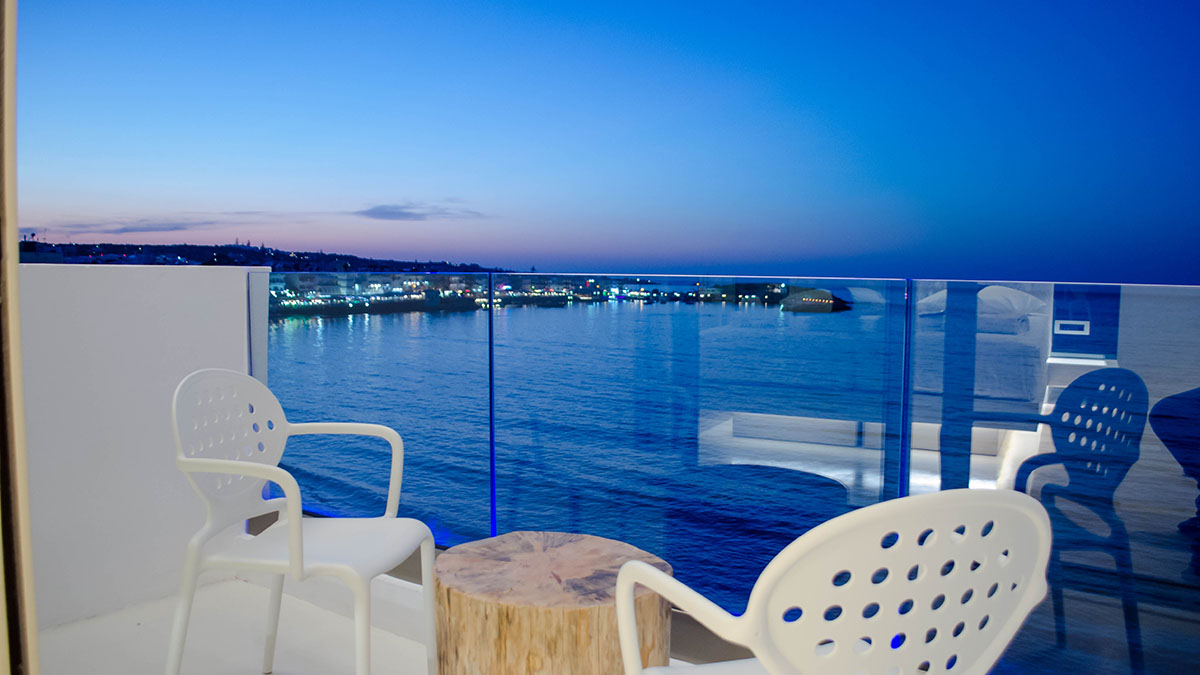 Kahlua Boutique Hotel 