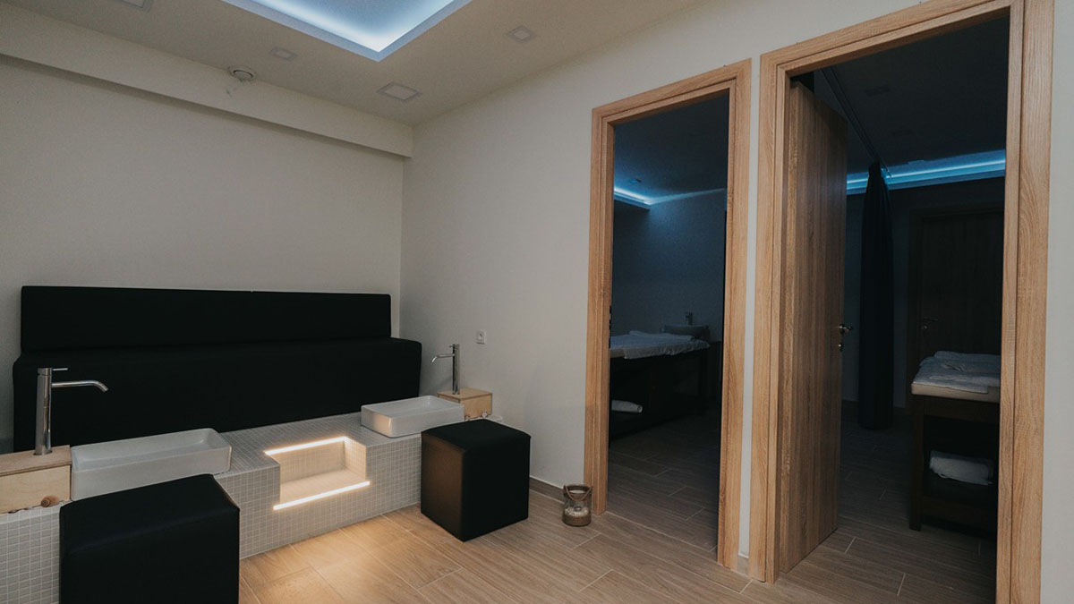 Kahlua Boutique Hotel 