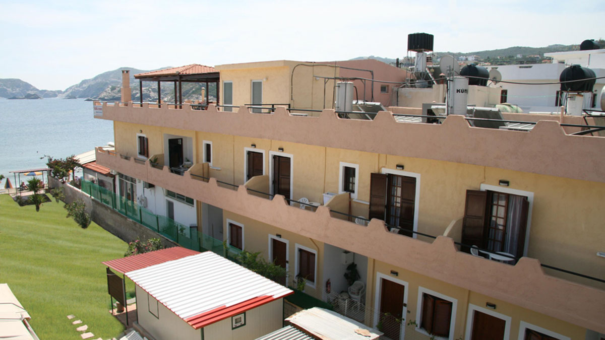 Thania Seaside Luxury Smotel - NR