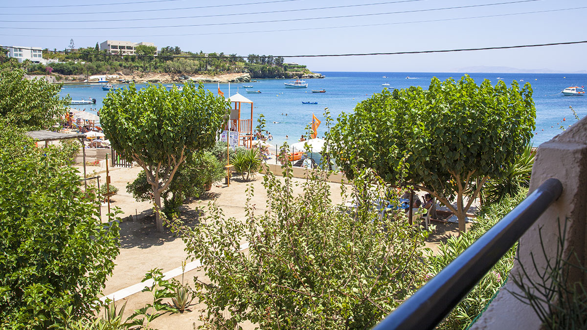 Thania Seaside Luxury Smotel - NR