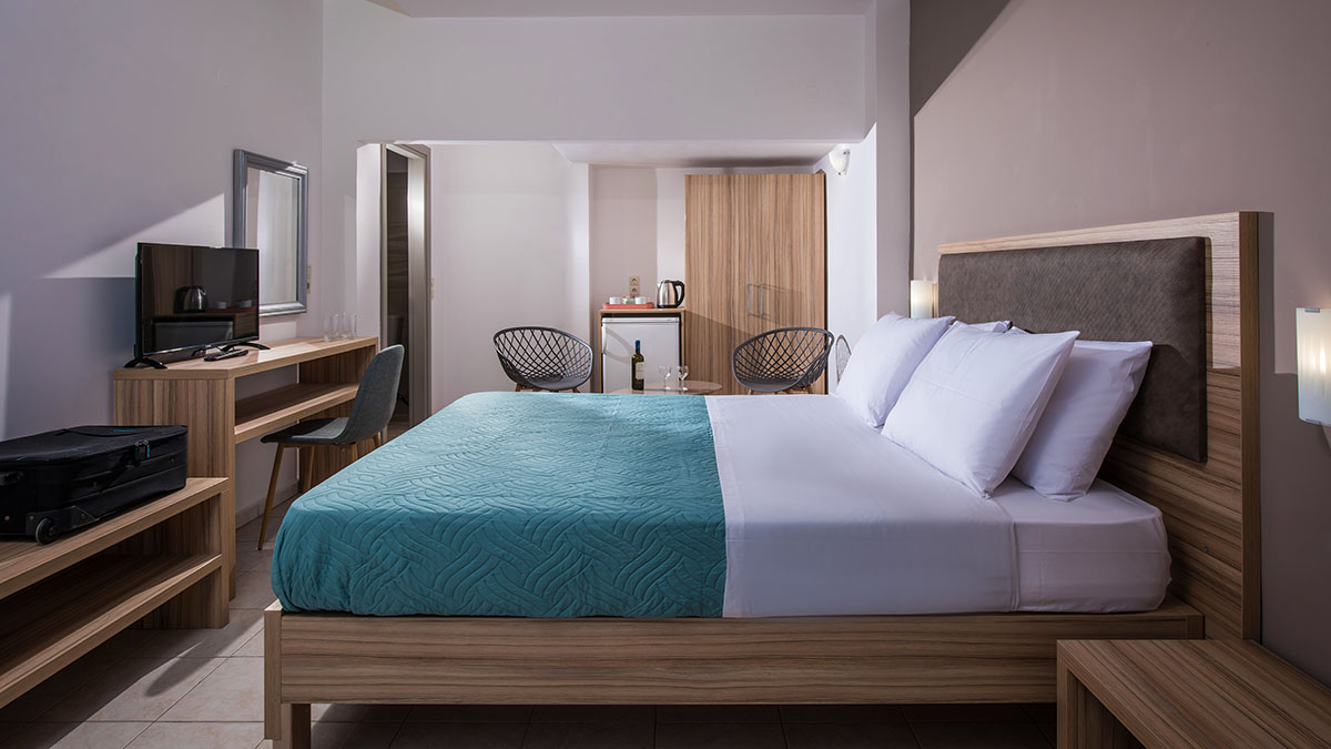 Thania Seaside Luxury Smotel - NR