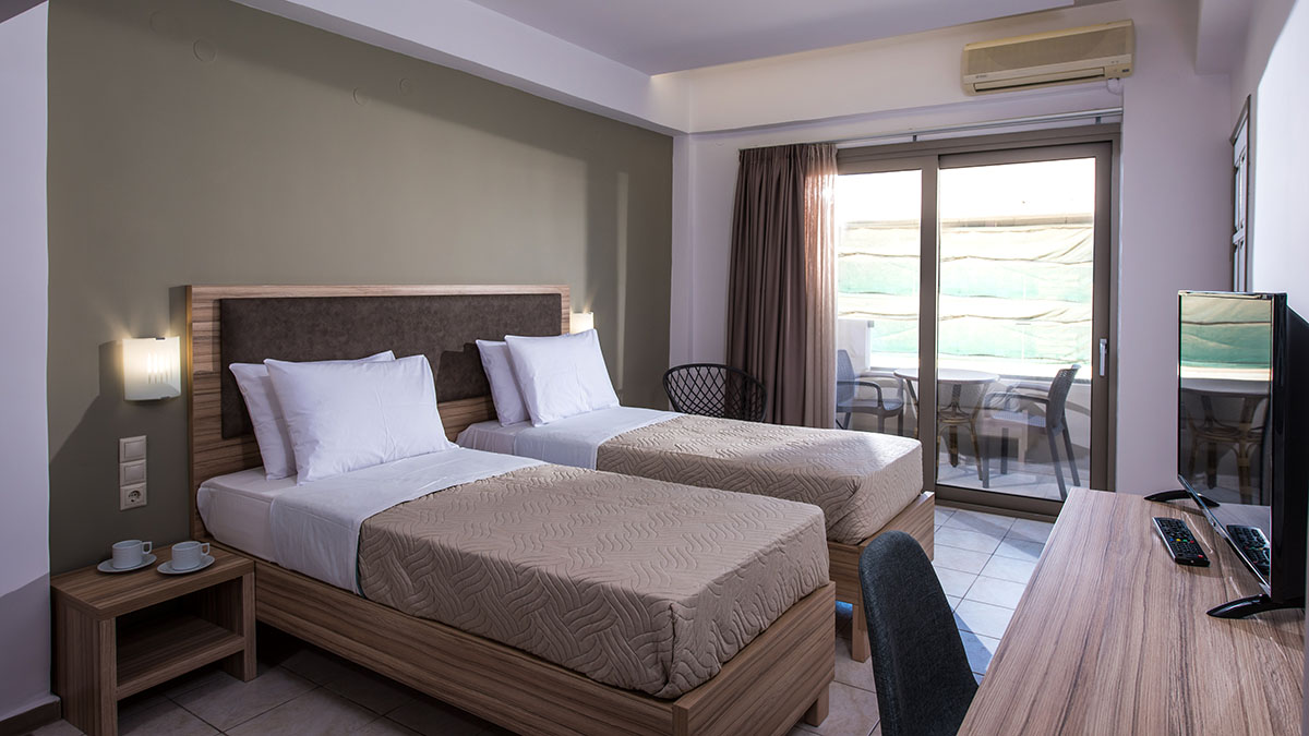 Thania Seaside Luxury Smotel - NR