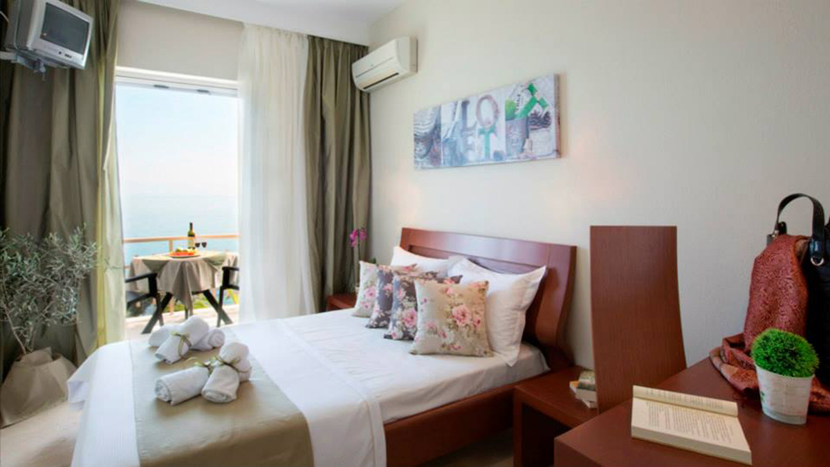 Aurora Beach Hotel - NR