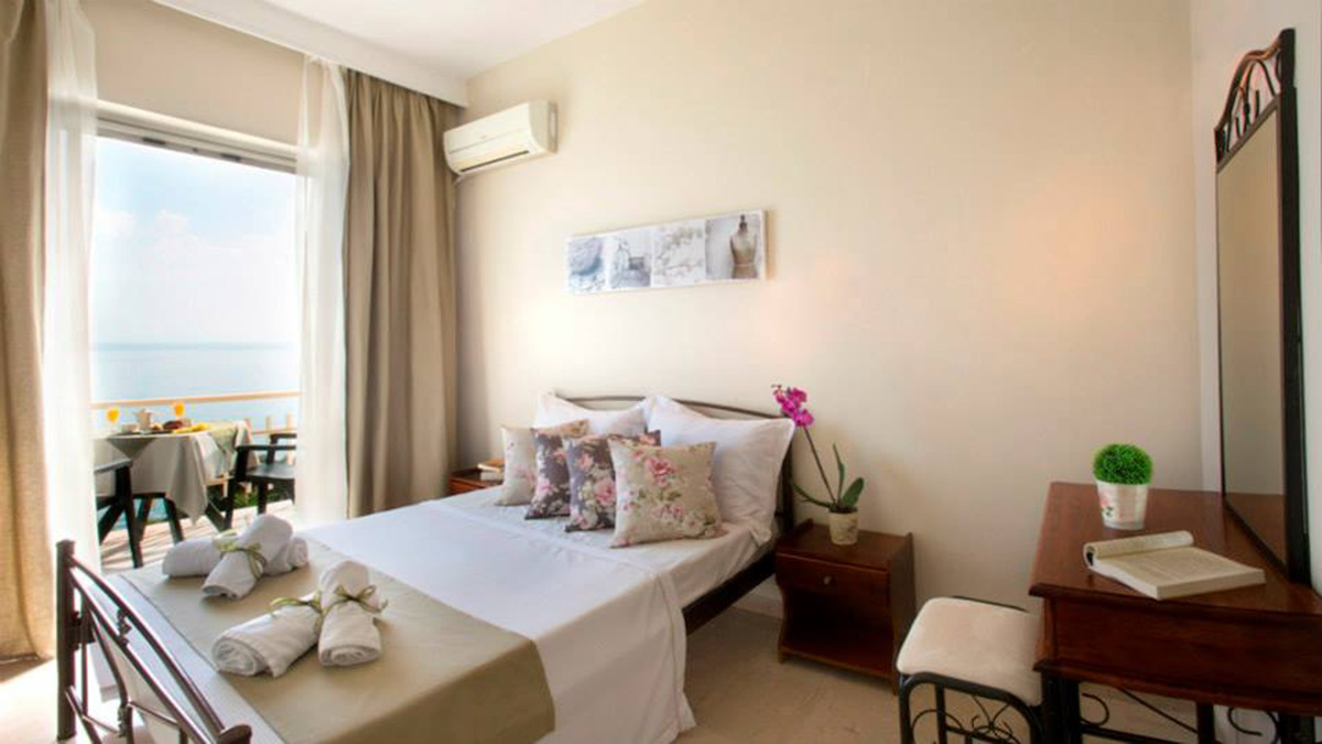 Aurora Beach Hotel - NR